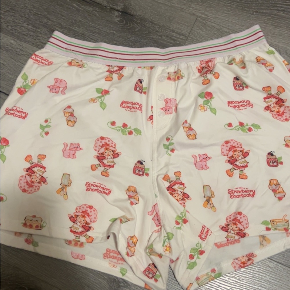 Women's White Shorts